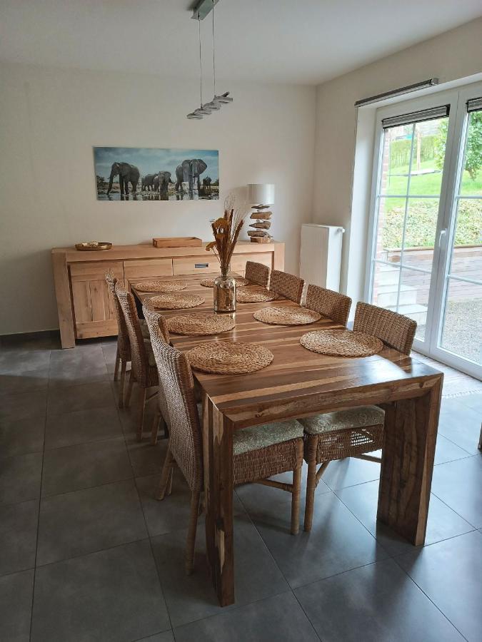 Maison Et Velos A Godinne Dans La Vallee De La Meuse Екстер'єр фото